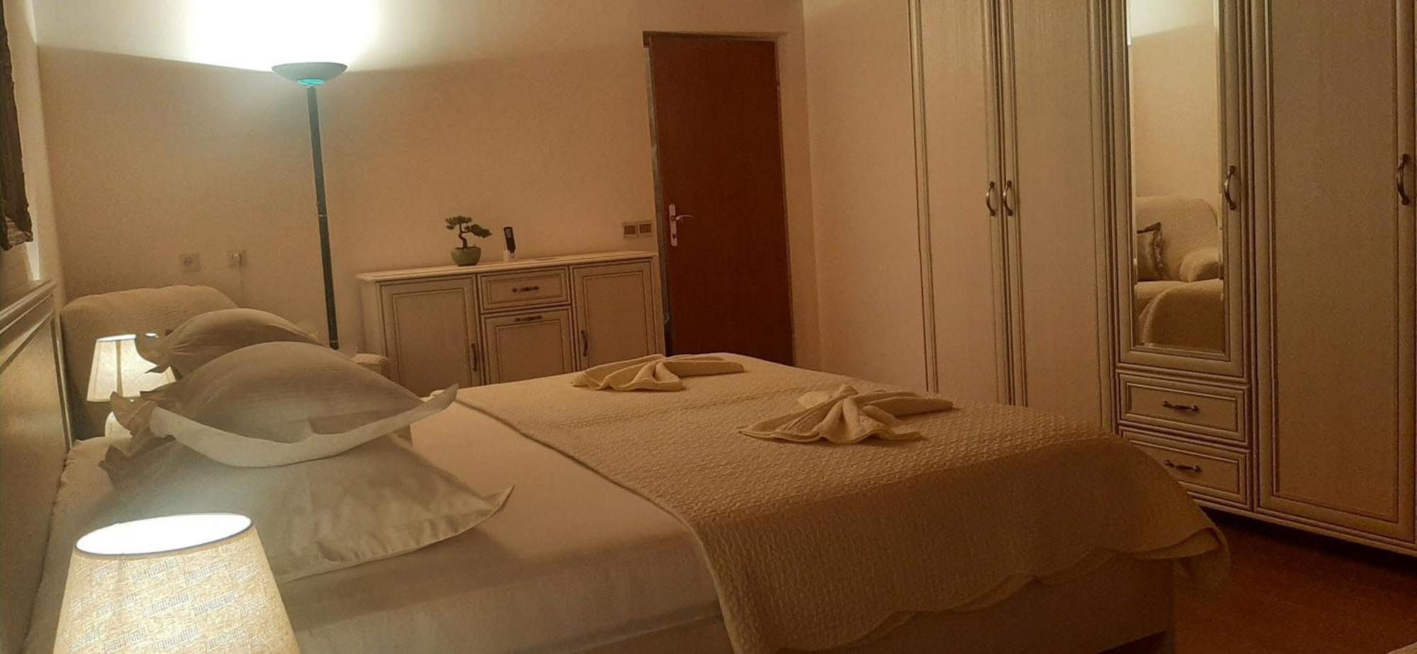 Guest House Fenix เบรลา ห้อง รูปภาพ